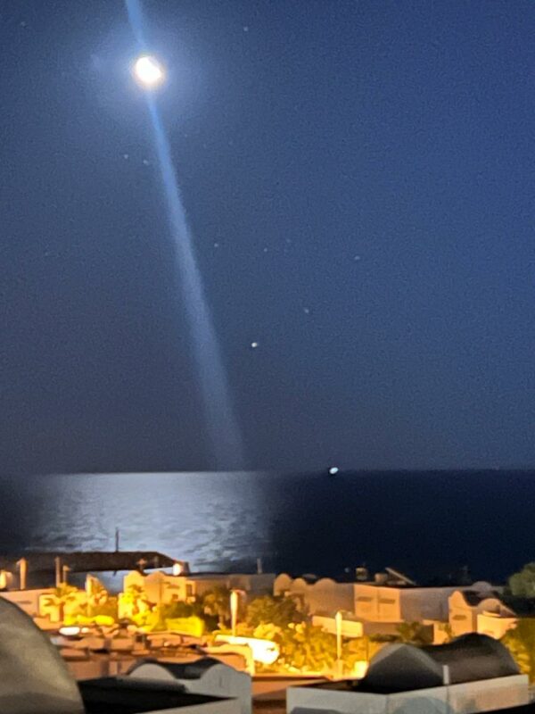 A louer sur Cap Gammarth Marina duplex haut de gamme chambres vue mer et marina