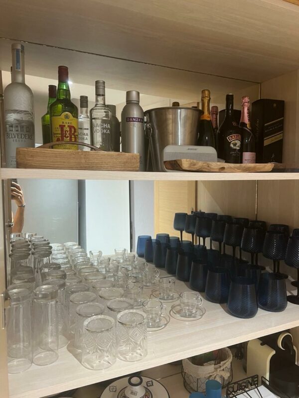 A louer sur Cap Gammarth Marina duplex haut de gamme chambres vue mer et marina