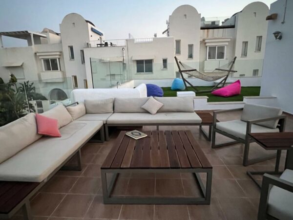 A louer sur Cap Gammarth Marina duplex haut de gamme chambres vue mer et marina