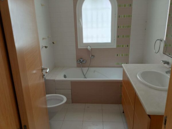 Cap Gammarth jolie villa vue mer et marina à louer