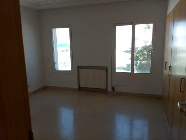 Cap Gammarth jolie villa vue mer et marina à louer