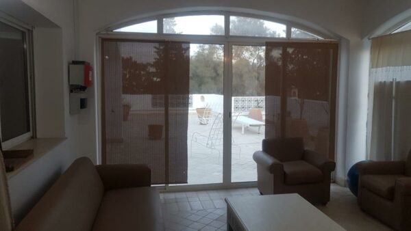 Opportunité spacieux triplex S5 avec jardin parking a vendre sur Gammarth résidence