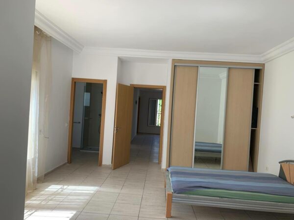 Jolie petite senia avec maison plain pied confortable à vendre sur la région de Mornag