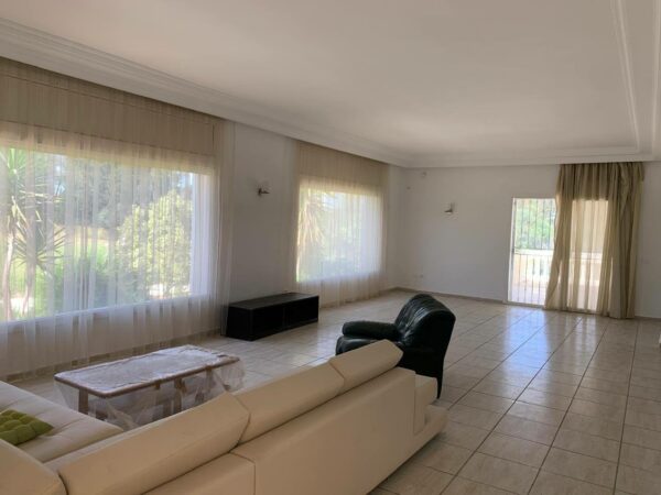 Jolie petite senia avec maison plain pied confortable à vendre sur la région de Mornag