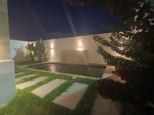 Sidi Fredj villa neuve et moderne direct promoteur avec piscine a vendre