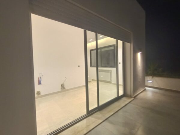 Sidi Fredj villa neuve et moderne direct promoteur avec piscine a vendre