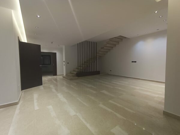 Sidi Fredj villa neuve et moderne direct promoteur avec piscine a vendre