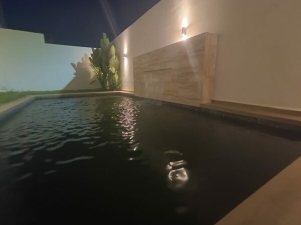 Sidi Fredj villa neuve et moderne direct promoteur avec piscine a vendre