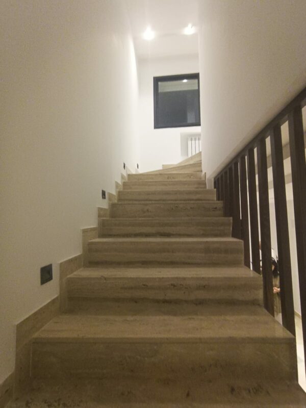 Sidi Fredj villa neuve et moderne direct promoteur avec piscine a vendre