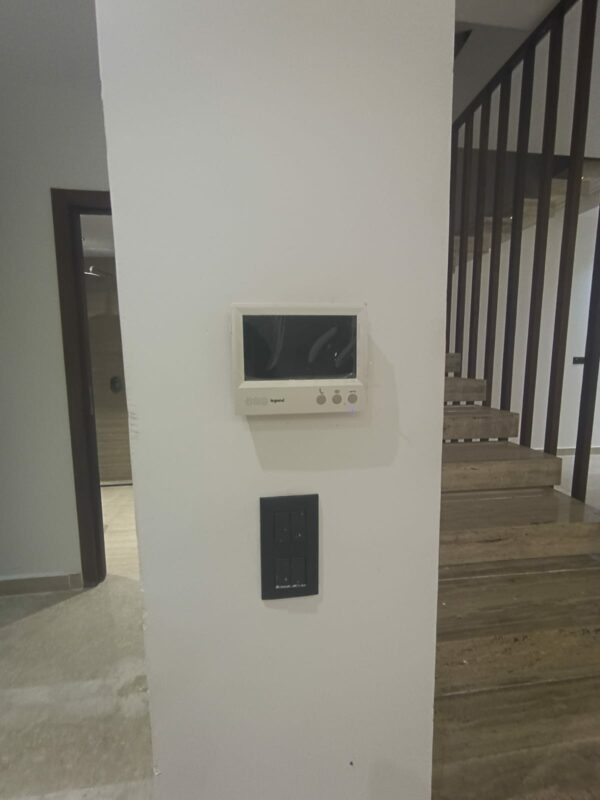 Sidi Fredj villa neuve et moderne direct promoteur avec piscine a vendre