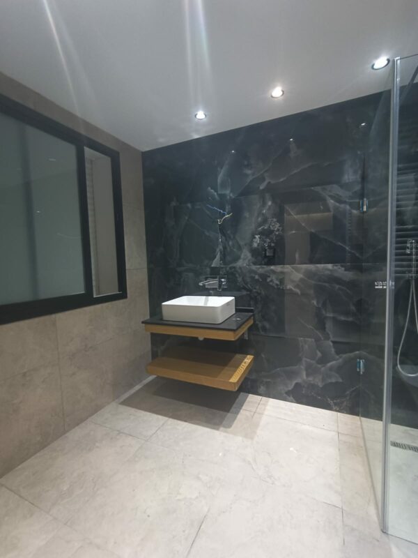 Sidi Fredj villa neuve et moderne direct promoteur avec piscine a vendre