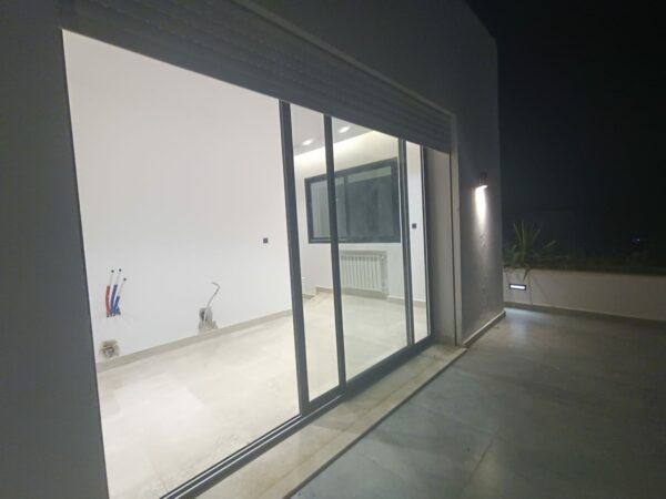 Sidi Fredj villa neuve et moderne direct promoteur avec piscine a vendre