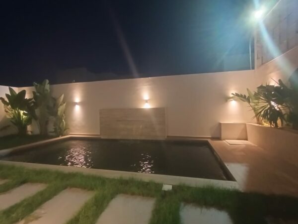 Sidi Fredj villa neuve et moderne direct promoteur avec piscine a vendre