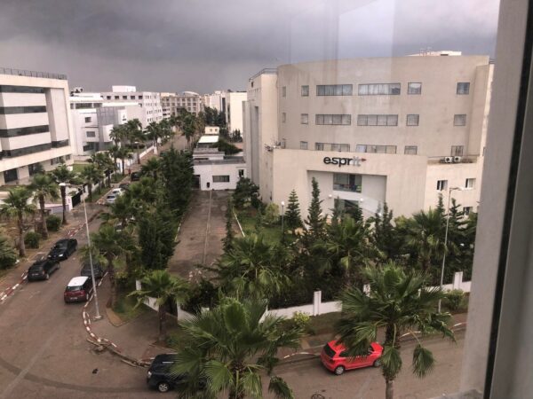 Ariana cité el Ghazela grand immeuble bureautique neuf à louer