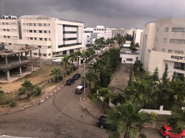 Ariana cité el Ghazela grand immeuble bureautique neuf à louer