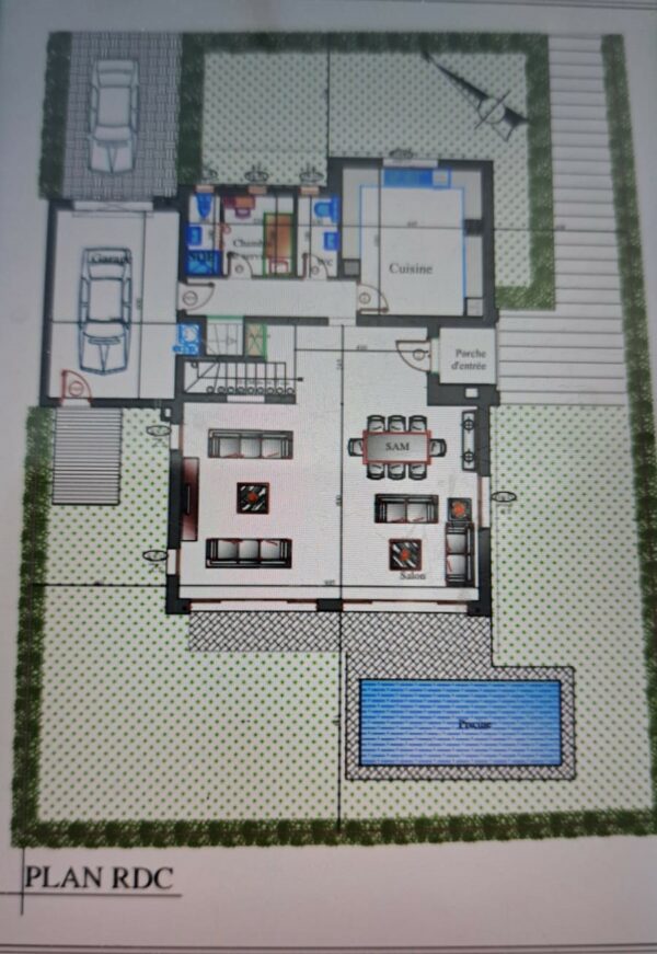 Tunis Bay, situé dans la région d'El Hessiane au nord de Tunis, est un grand projet d'aménagement urbain qui comprend une résidence de luxe, un parcours de golf, un centre commercial (Mall), une marina et des espaces de bureaux