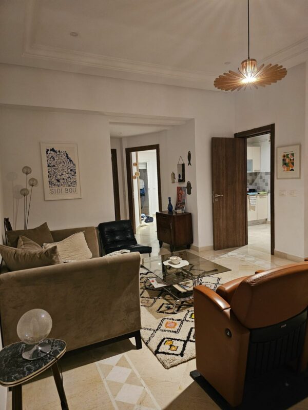 Joli S+2 meublé sur La Marsa