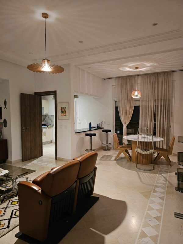 Joli S+2 meublé sur La Marsa